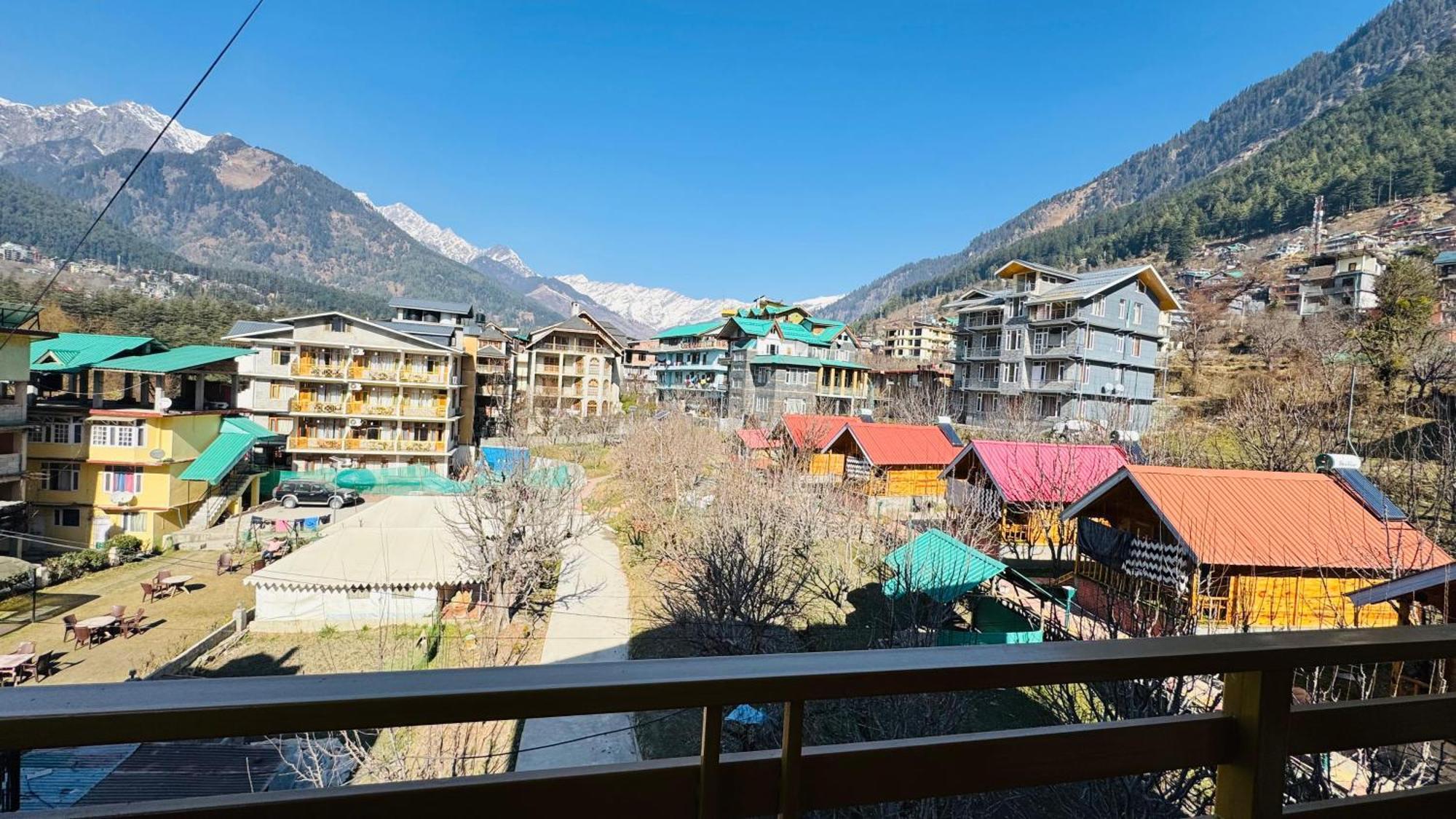 The Midnight Garden Manali Hotel Exterior photo